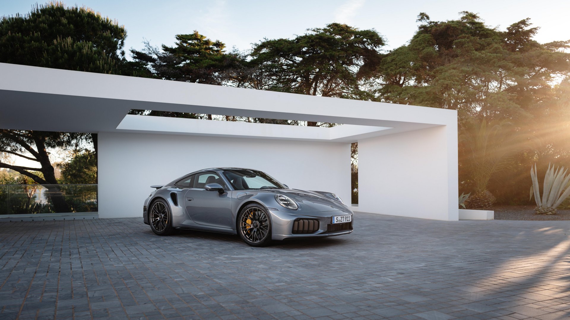 Porsche 911 Turbo S - 2025