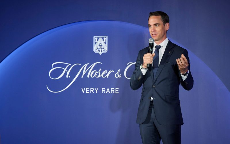 HMoser_Boutique_Seoul_Korea__Opening_Night_Stage_Edouard_Meylan