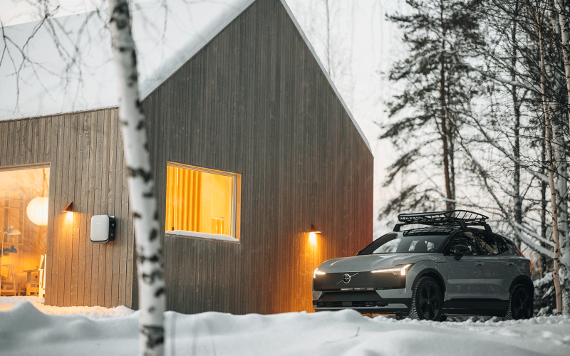 Volvo-EX30-Cross-Country_cabin-2